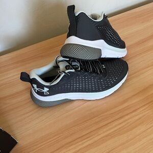Under Armour Women’s HOVR Turbulence Sneakers - Gray/White